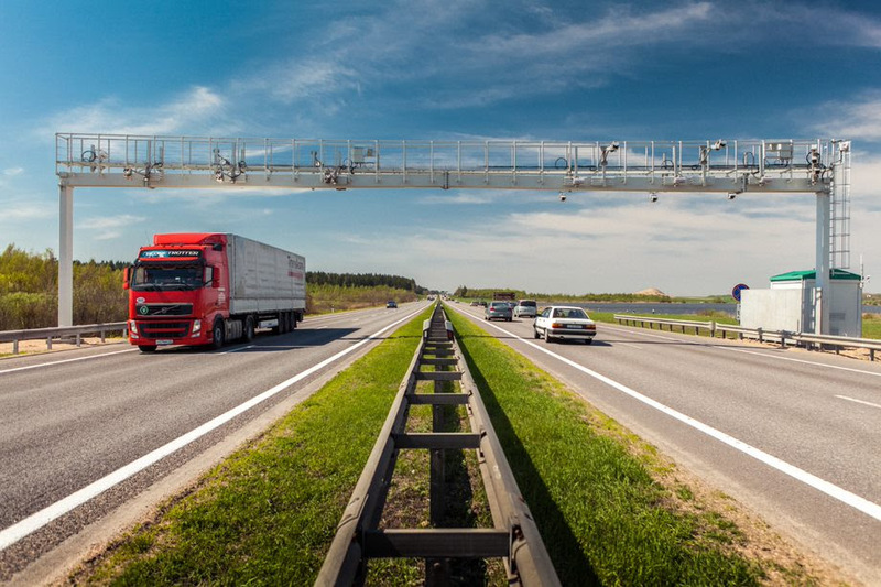 Primeiro sistema de pedágio Free Flow no Brasil existente dentro de um marco regulatório será implementado pela Kapsch TrafficCom na BR 101 <br> Rio-Santos, trecho administrado pela CCR Rio-SP